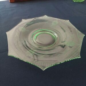 Vtg Octagon Shaped Green Depression Glass Plate Dish Floral Pattern